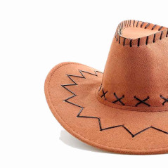 Sombrero Vaquero con detalle PITAS mas bandana