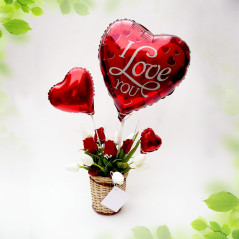 Arreglo de rosas y tulipanes artificiales
